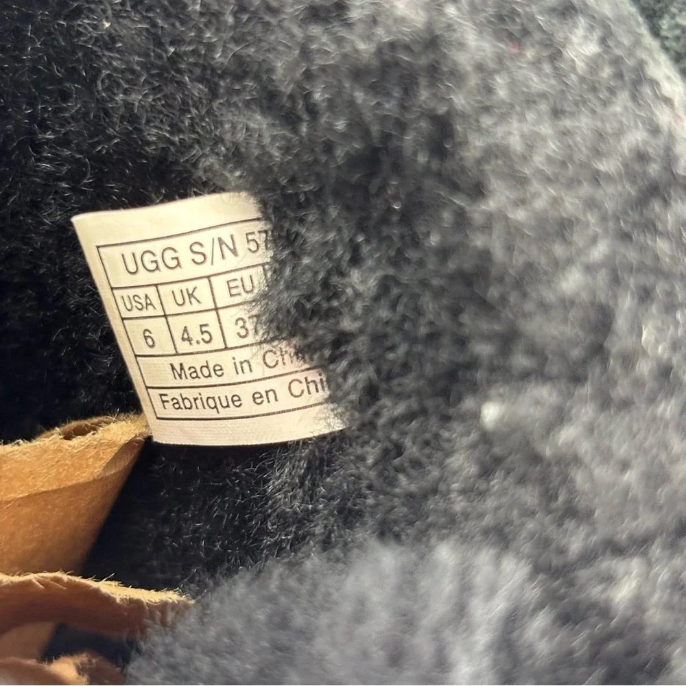 UGG KNIGHTSBRIDGE BLACK SUEDE TALL BOOTS SIZE 6 WOMAN